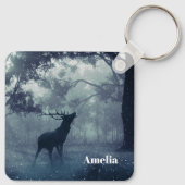Hirsche mit Antlern in einem Schattenwald Schlüsselanhänger (Rückseite)