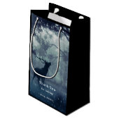 Hirsche mit Antlern in einem Schattenwald - Vielen Kleine Geschenktüte (Rückseite Schrägansicht)