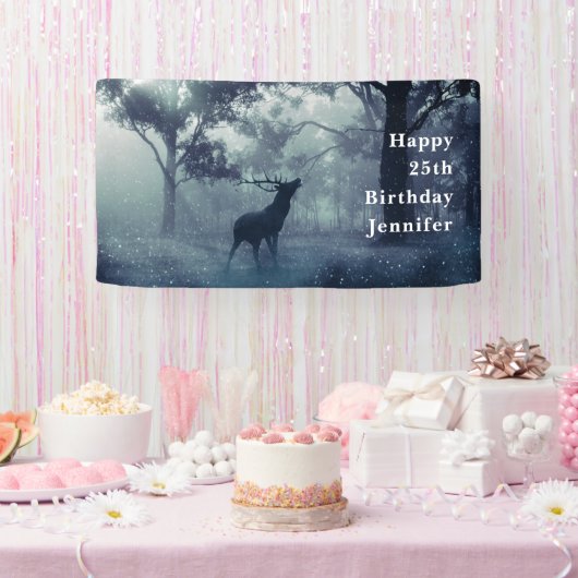 Hirsche mit Antlern in einem Schattenwald zum Gebu Banner (Party)