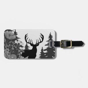 Hirsche mit Big Rack Buck kommt aus dem Wald Gepäckanhänger