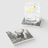 Hirsche mit großer Waldbrasse Steinuntersetzer (Seitenansicht)