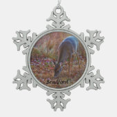 Hirsche, mit Namen personalisieren Schneeflocken Zinn-Ornament (Vorderseite)