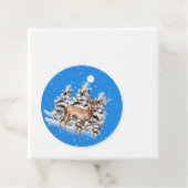 Hirsche mit schneebedeckten Bäumen und Schneefall Geschenkanhänger (Beispiel)