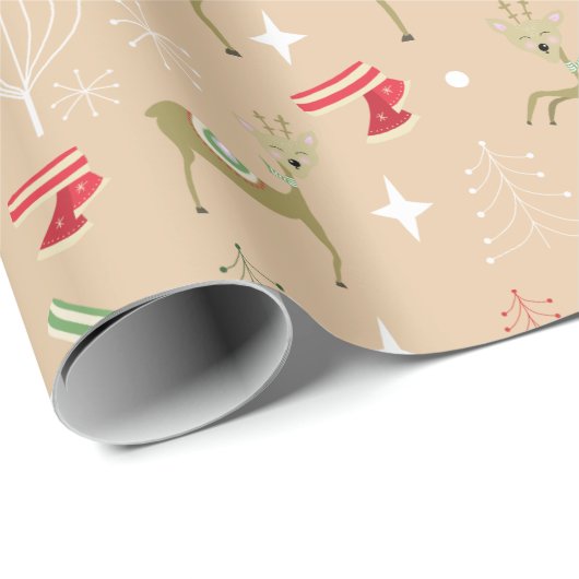Hirsche mit Weihnachtsbäumen und Schneeflocken Geschenkpapier (Rolleneckpunkt)