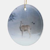Hirsche und Blauer Jay im Weihnachtsschnee Keramik Ornament (Links)