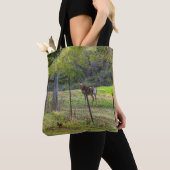 Hirsche und Eichhörnchen painterly Tasche (Von Nahem)