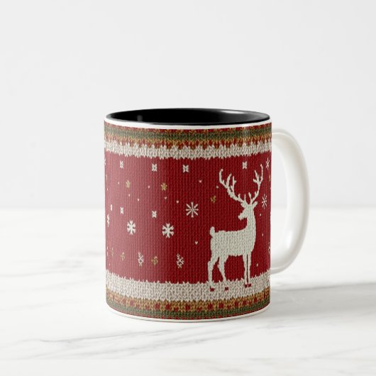 Hirsche und Winter-Tasse Zweifarbige Tasse (VorderseiteRechts)