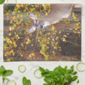 Hirsche vor dem gelben Herbstbaum Geschirrtuch (Gefaltet)