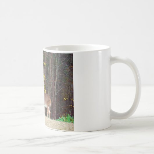 Hirsche vor dem gelben Herbstbaum Kaffeetasse (Rechts)