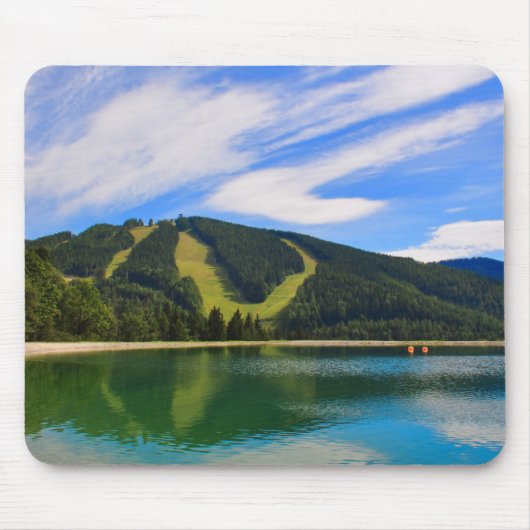 Hirschenkogel im Sommer - Wasser-Reflexionen Mousepad (Vorne)