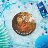 Hirschjäger mit Schusswaffengeburt im Wald Pappteller (Party)