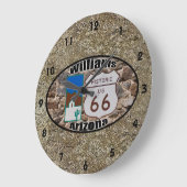 Historic Route 66 ~ Williams, Arizona Große Wanduhr (Winkel)