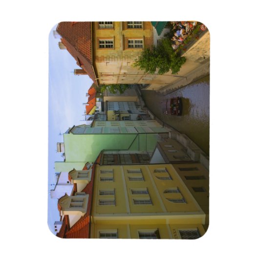 Historische Gebäude mit Kanal, Prag, Tschechien Magnet (Vertikal)