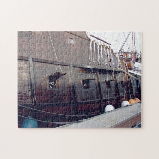 Historische Kanonen auf Tallschiff Puzzle (Horizontal)