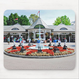 Historische Saratoga 150 am Eröffnungstag Mousepad
