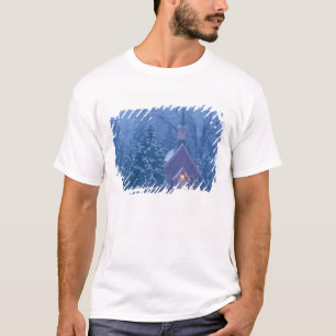 Historische Yosemite Valley Chapel bei starkem T-Shirt