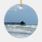 Historischer Kakao-Strand-Pier Keramik Ornament (Vorne)