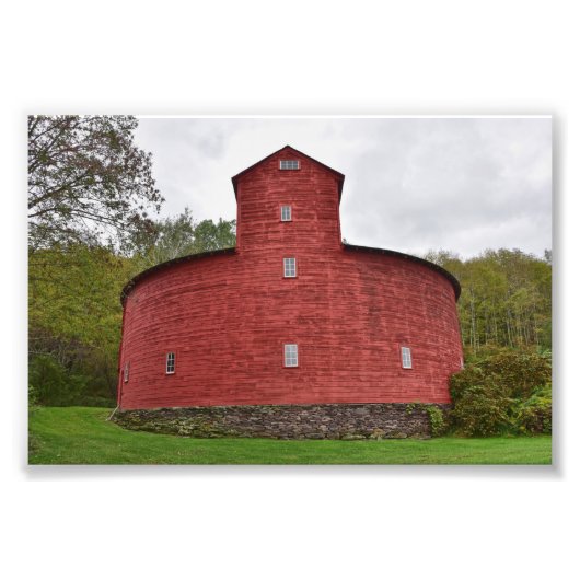 Historischer Roter Stall, Halcottsville, New York Fotodruck (Vorne)