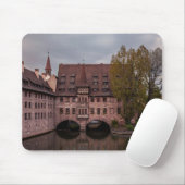 Historisches Gebäude bei Sonnenuntergang in Nürnbe Mousepad (Mit Mouse)