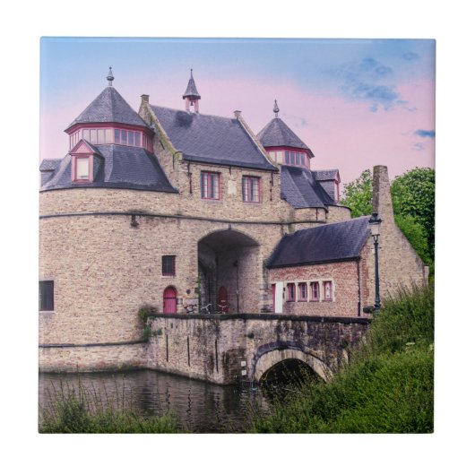 Historisches Stadttor in Brügge Fliese (Vorderseite)