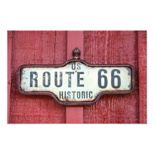 Historisches US-Routenschild 66 auf Rot Fotodruck