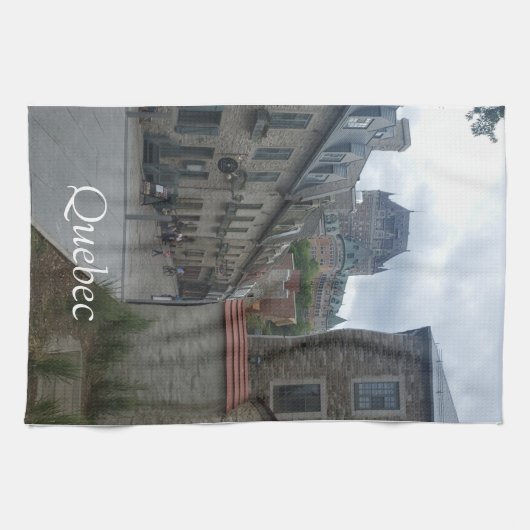 Historisches Viertel von Quebec Geschirrtuch (Horizontal)