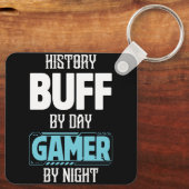 History Buff by Day Gamer by Night Costume für sei Schlüsselanhänger (Rückseite)