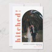 Hitched Arch Foto Coral Wedding Ankündigung (Vorderseite)