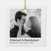 Hitched & Bewitched - Wedding Foto Minimal Keramikornament (Rückseite)