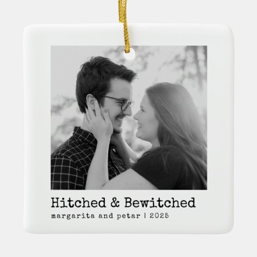 Hitched & Bewitched - Wedding Foto Minimal Keramikornament (Vorderseite)
