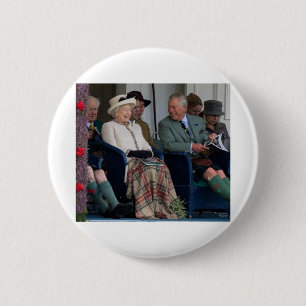 HM Königin Elizabeth II. und Prinz HRH Charles 201 Button
