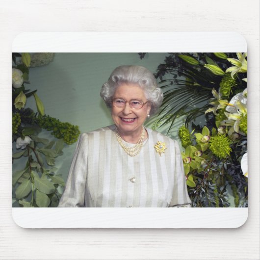 HM Queen Elizabeth II Platinum Jubilee Mousepad (Vorne)
