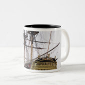 HMS Victory Zweifarbige Tasse (VorderseiteRechts)