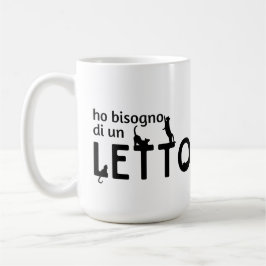 Ho Bisogno Di Un Letto (con gatti neri) Kaffeetasse