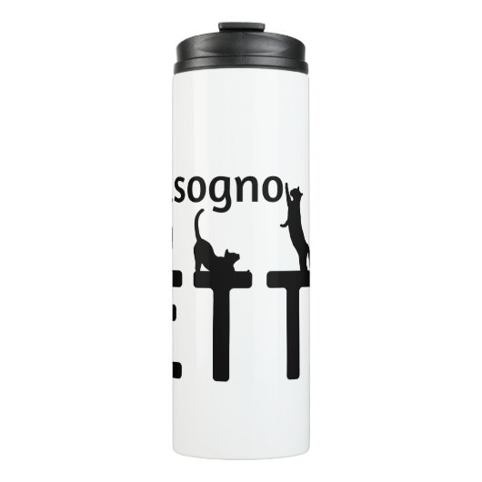 Ho Bisogno Di Un Letto (con gatti neri) Thermosbecher (Vorderseite)