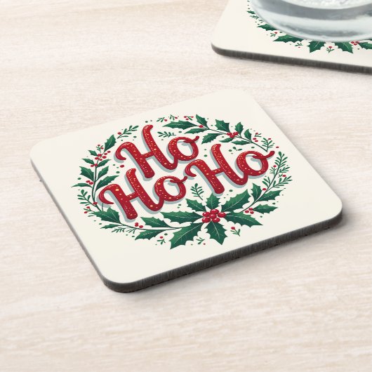 Ho Ho Ho Weihnachtskranz-Typografie-Design Getränkeuntersetzer (Linke Seite)