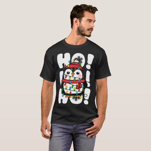 Ho Ho Weihnachtslicht Niedlicher Pinguin T-Shirt (Vorne ganz)