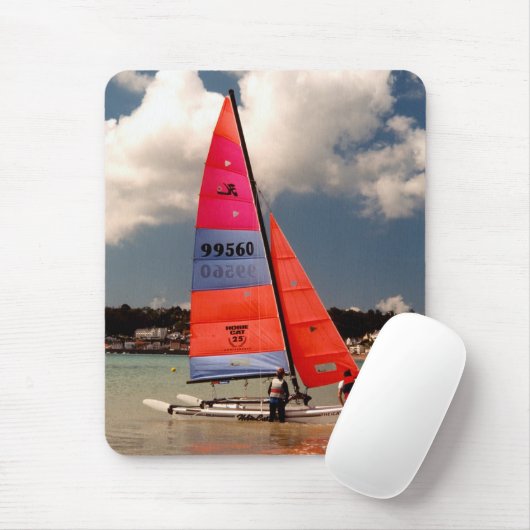 Hobie Katamaran bereit zu segeln Mousepad (Mit Mouse)