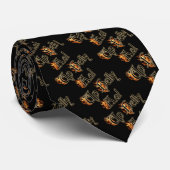 Hoch die Om! Krawatte (Gerollt)