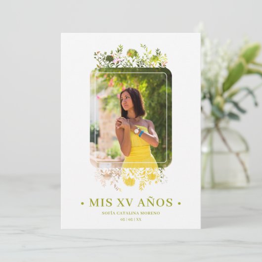 Hoch entwickelte Blumenrahmen Spanisches Foto Mis Einladung (Stehend Vorderseite)