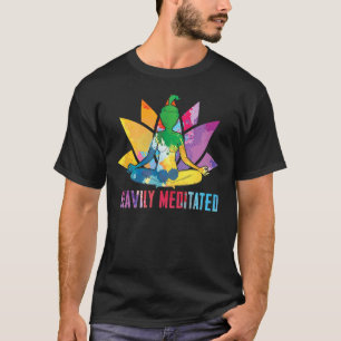 Hoch meditierte Yoga-Pose farbenfroh 1 T-Shirt