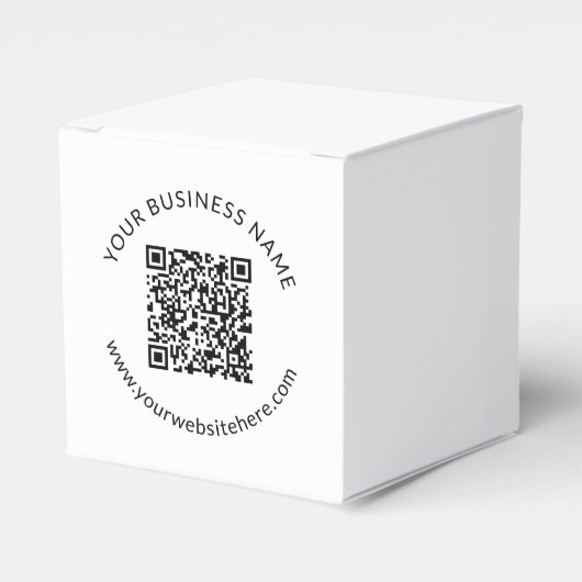 Hochgeladene QR-Codevorlage mit bearbeitbarem Text Geschenkschachtel (Vorderseite)