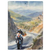 Hochgeschwindigkeits-Abenteuer in lebendiger Bergw Klemmbrett (Rückseite)