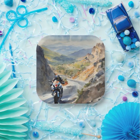 Hochgeschwindigkeits-Abenteuer in lebendiger Bergw Pappteller (Party)