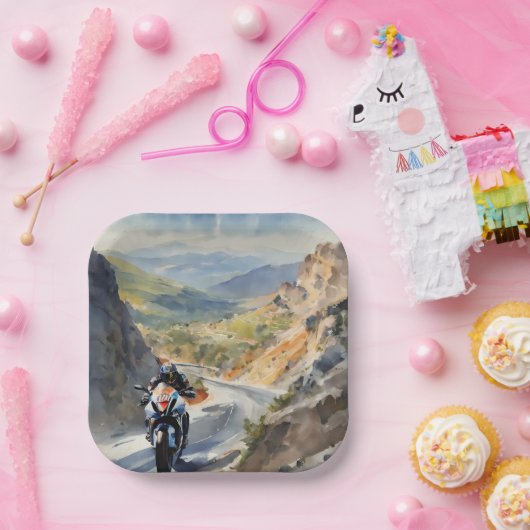 Hochgeschwindigkeits-Abenteuer in lebendiger Bergw Pappteller (Party)