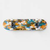 Hochkontrast-Urban-Digitaltarnmuster Skateboard (Horizontal)