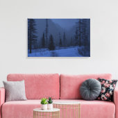 Hochland (Winter/Nacht) Leinwanddruck (Insitu (Wohnzimmer))