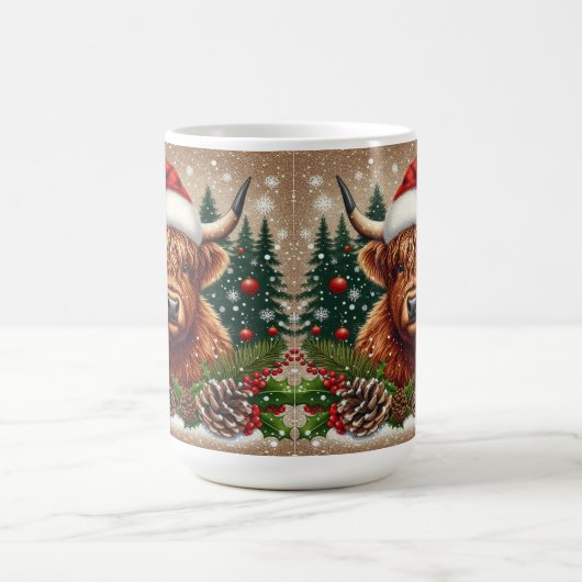 Hochlandkuh in Weihnachtsmannmütze mit Feriendekor Kaffeetasse (Mittel)