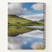 Hochlandkuh mit Clark Tartan Scarf Notizblock (Rückseite)