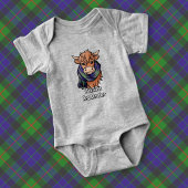 Hochlandkuh mit Gunn Tartan Scarf Baby Strampler